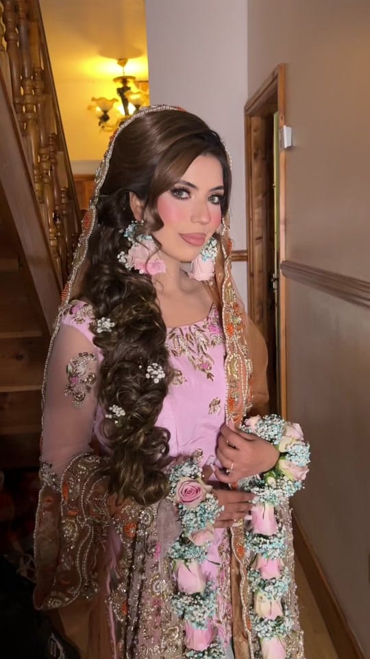 Post 6 by Anisha 🎀 on TikTok (video)