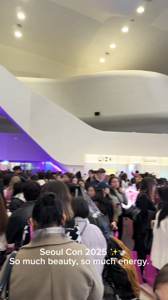 Post 2 by koreaanna on TikTok (video)
