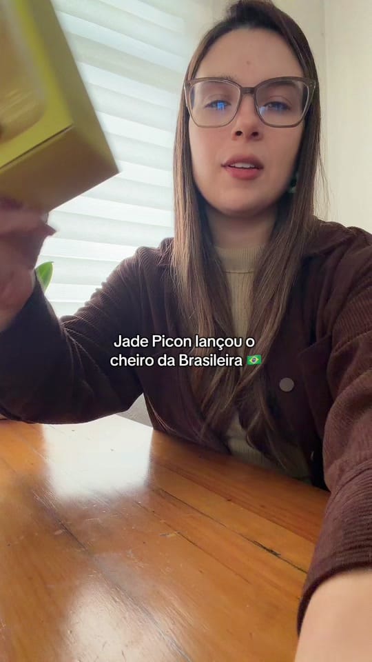 Post 4 by Karina Sandes on TikTok (video)