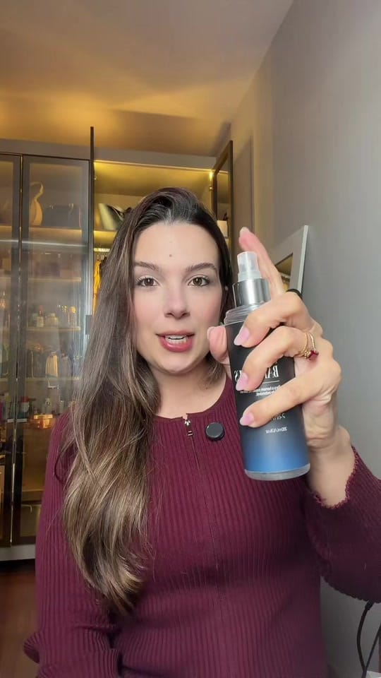 Post 2 by Karina Sandes on TikTok (video)