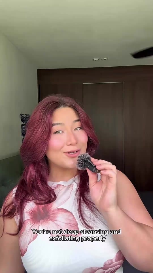 Post 1 by Sigi Skin on TikTok (video)