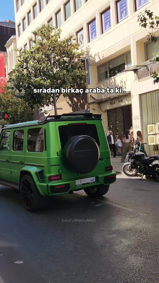 Post 3 by luxurylifestylee0 on TikTok (video)