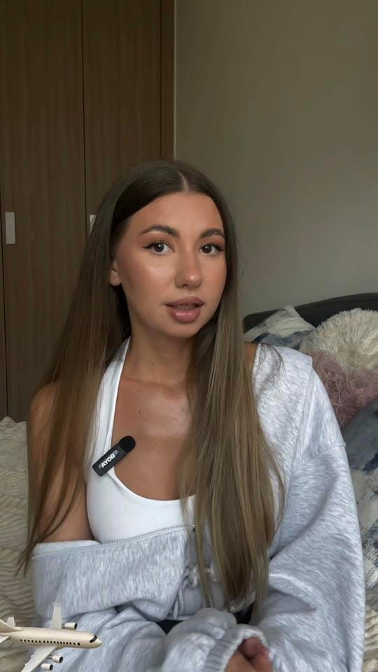 Post 1 by Ana🤍 on TikTok (video)