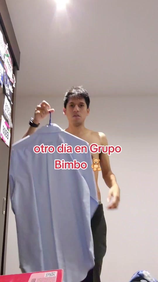 Post 9 by Gus Medina on TikTok (video)
