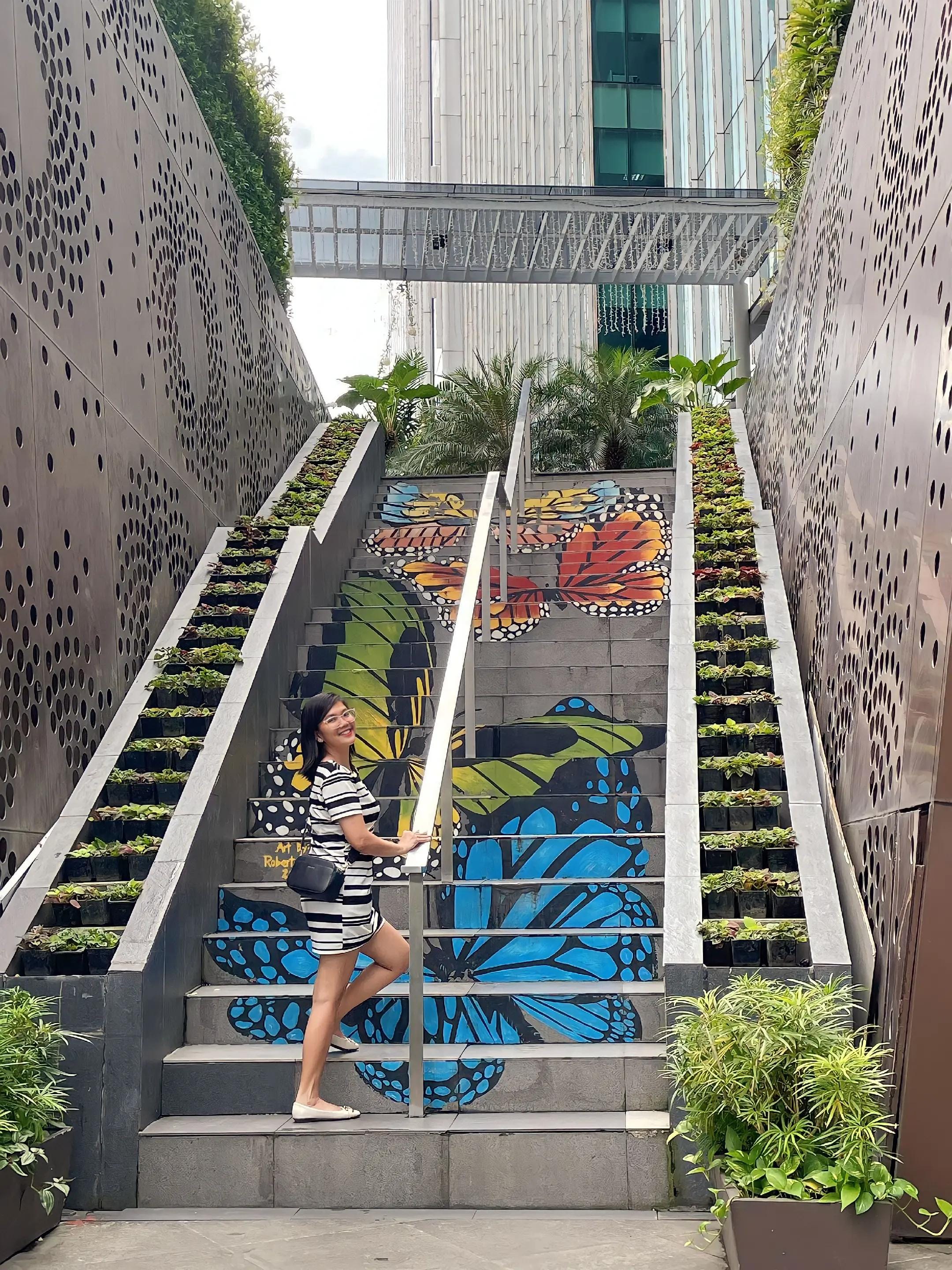 Post 10 by afl.berrycutesy on TikTok (video)