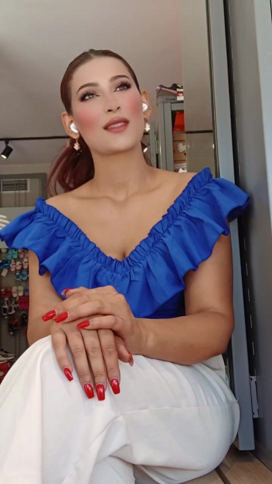 Post 6 by 🇹🇳&KÂRÀMÊLÂالتونسية 🍬🇹🇳 on TikTok (video)