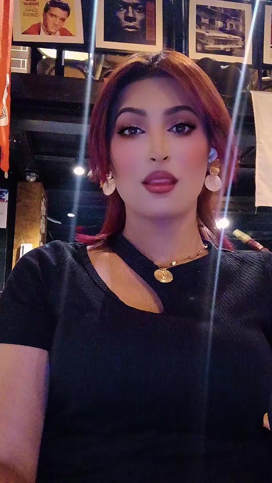 Post 3 by 🇹🇳&KÂRÀMÊLÂالتونسية 🍬🇹🇳 on TikTok (video)