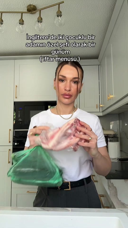 Post 7 by Sevi Suleymanova on TikTok (video)