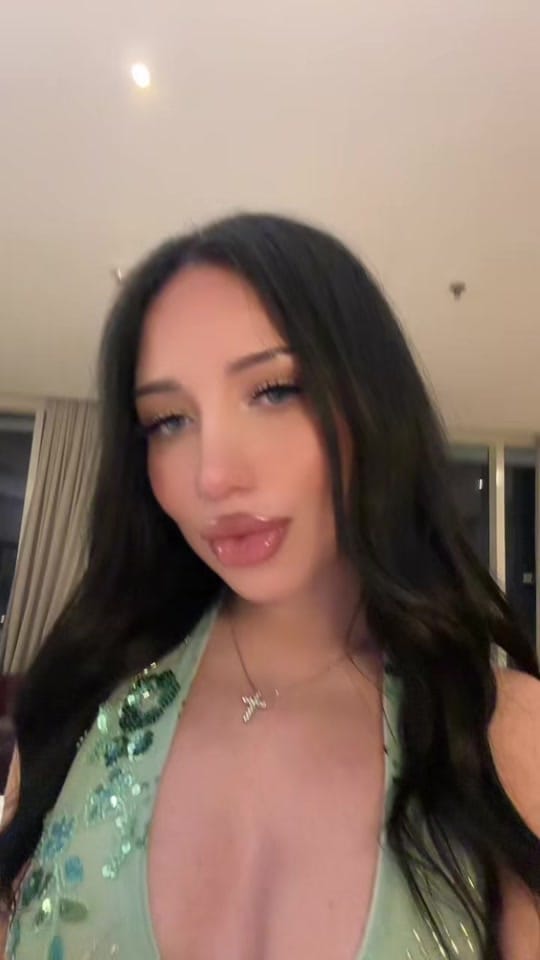 Post 5 by SONYA MIRO on TikTok (video)
