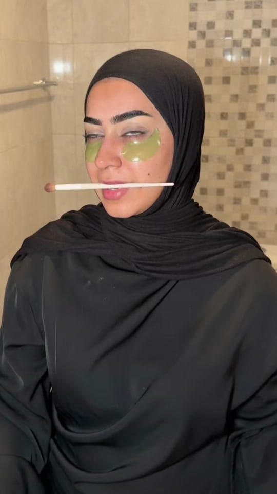 Post 2 by Sabby Makeup Artist on TikTok (video)