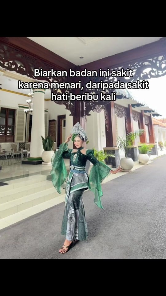 Post 8 by CebbhingMadhure on TikTok (video)