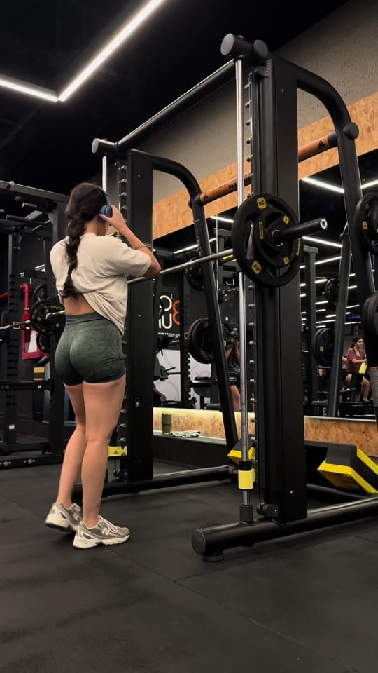 Post 8 by andrea on TikTok (video)