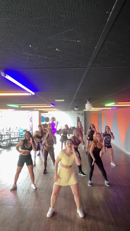 Post 10 by Marjorie Sant'Anna on TikTok (video)