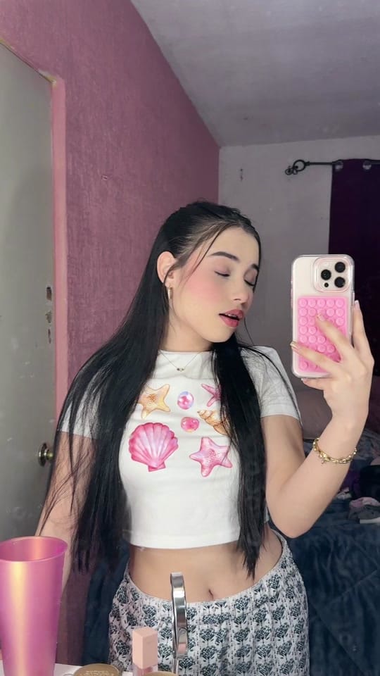 Post 3 by sofii sánchez🎀🧝🏻‍♀️ on TikTok (video)
