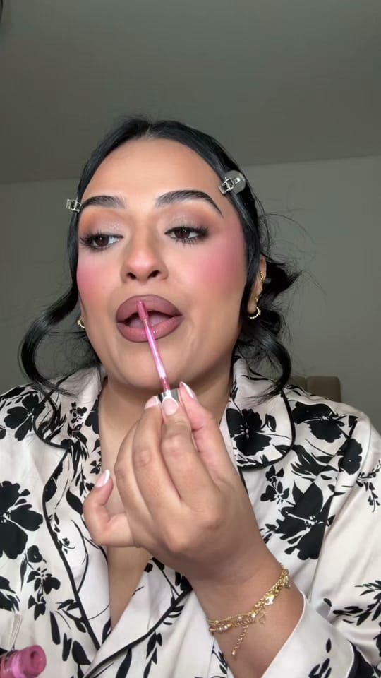 Post 2 by Fareeha | Content Creator 💄 on TikTok (video)