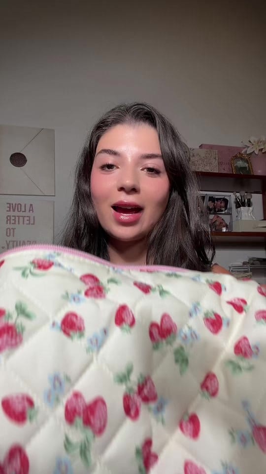Post 2 by makeupbynagh on TikTok (video)