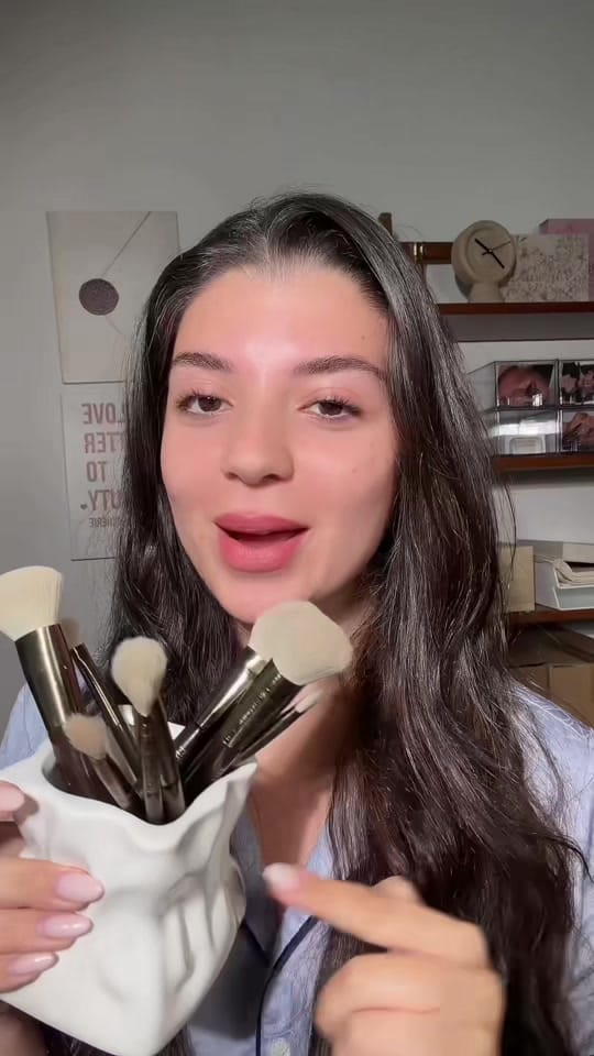 Post 3 by makeupbynagh on TikTok (video)