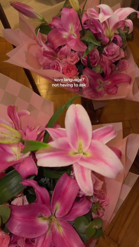 Post 6 by Aynur M. on TikTok (video)