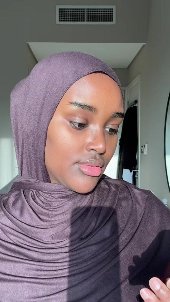 Post 2 by Hani on TikTok (video)