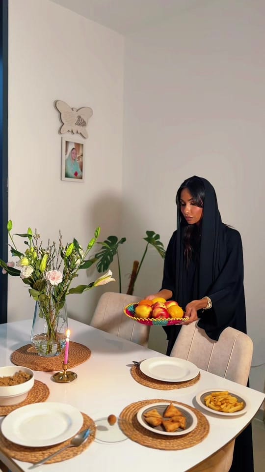 Post 10 by Runa Mani on TikTok (video)