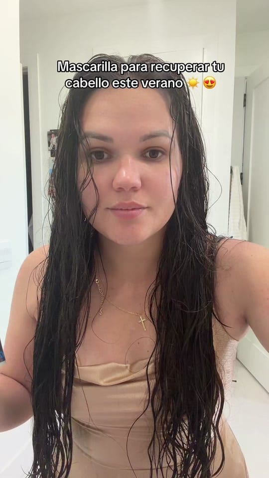 Post 5 by Daniela Santander / Vida Fit on TikTok (video)