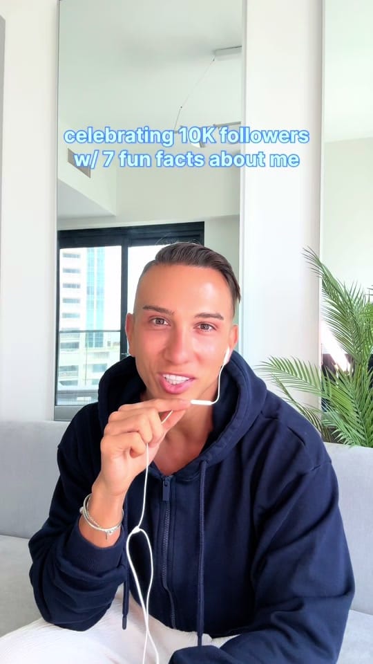 Post 8 by Abs & Scents on TikTok (video)