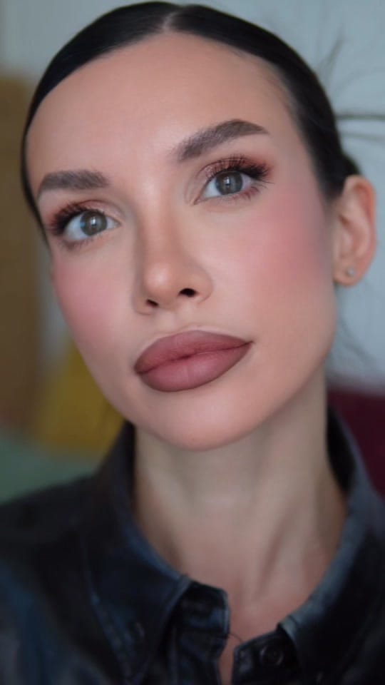 Post 4 by Viktoria Zadoenchuk on TikTok (video)