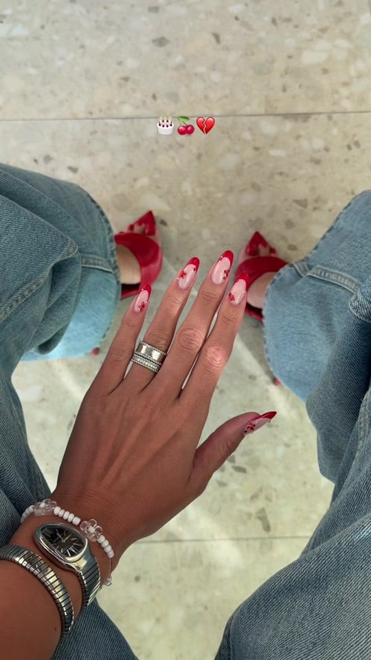 Post 3 by Arfi Nails on TikTok (video)