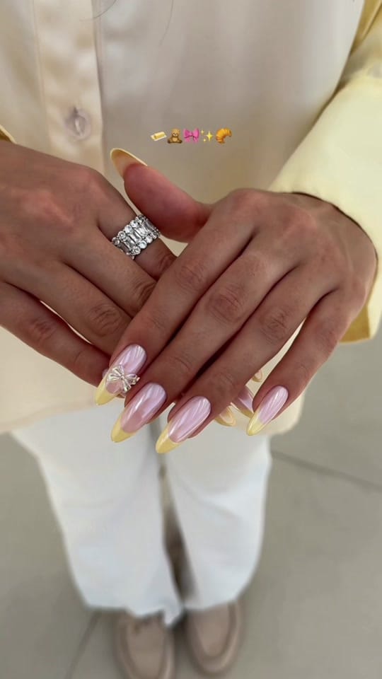 Post 8 by Arfi Nails on TikTok (video)
