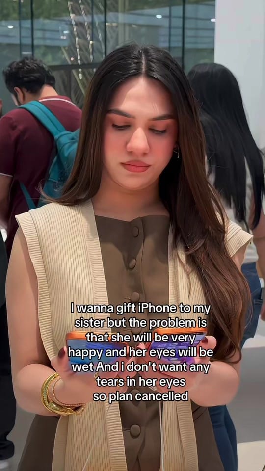 Post 8 by Kaya Dubai 🦋 on TikTok (video)