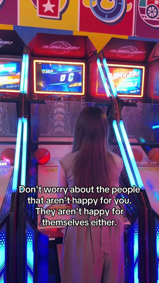 Post 4 by Kaya Dubai 🦋 on TikTok (video)