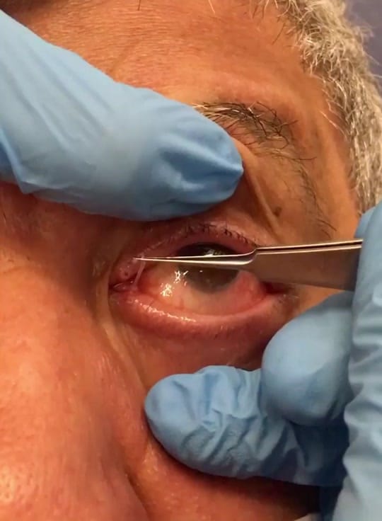 Post 3 by Dr. Özgür Kiriş on TikTok (video)