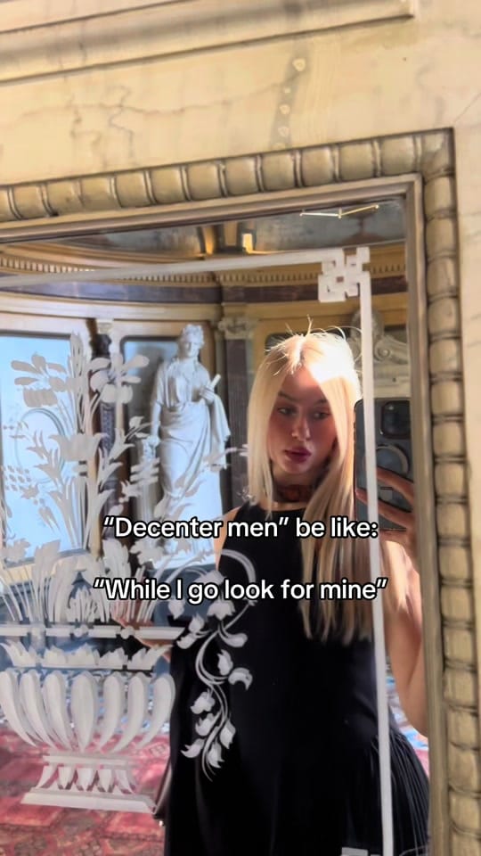 Post 1 by Sofia on TikTok (video)