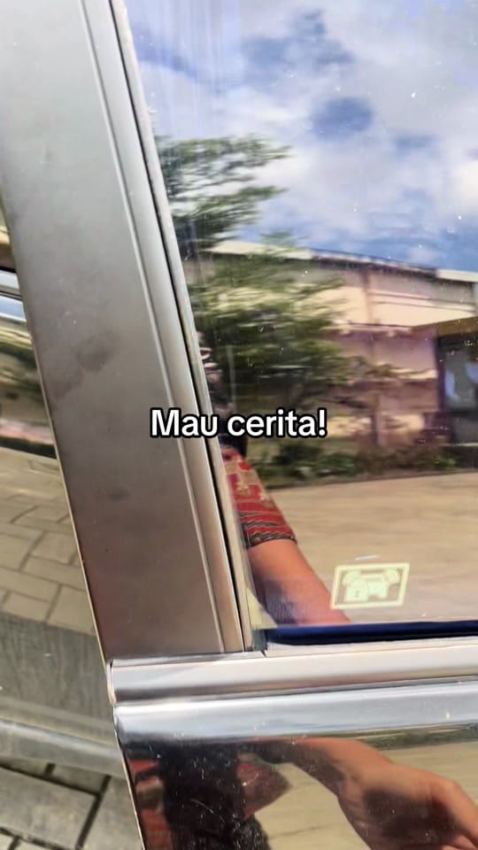 Post 6 by Crazy Rich Backpacker on TikTok (video)