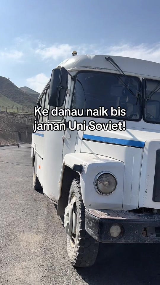 Post 1 by Crazy Rich Backpacker on TikTok (video)