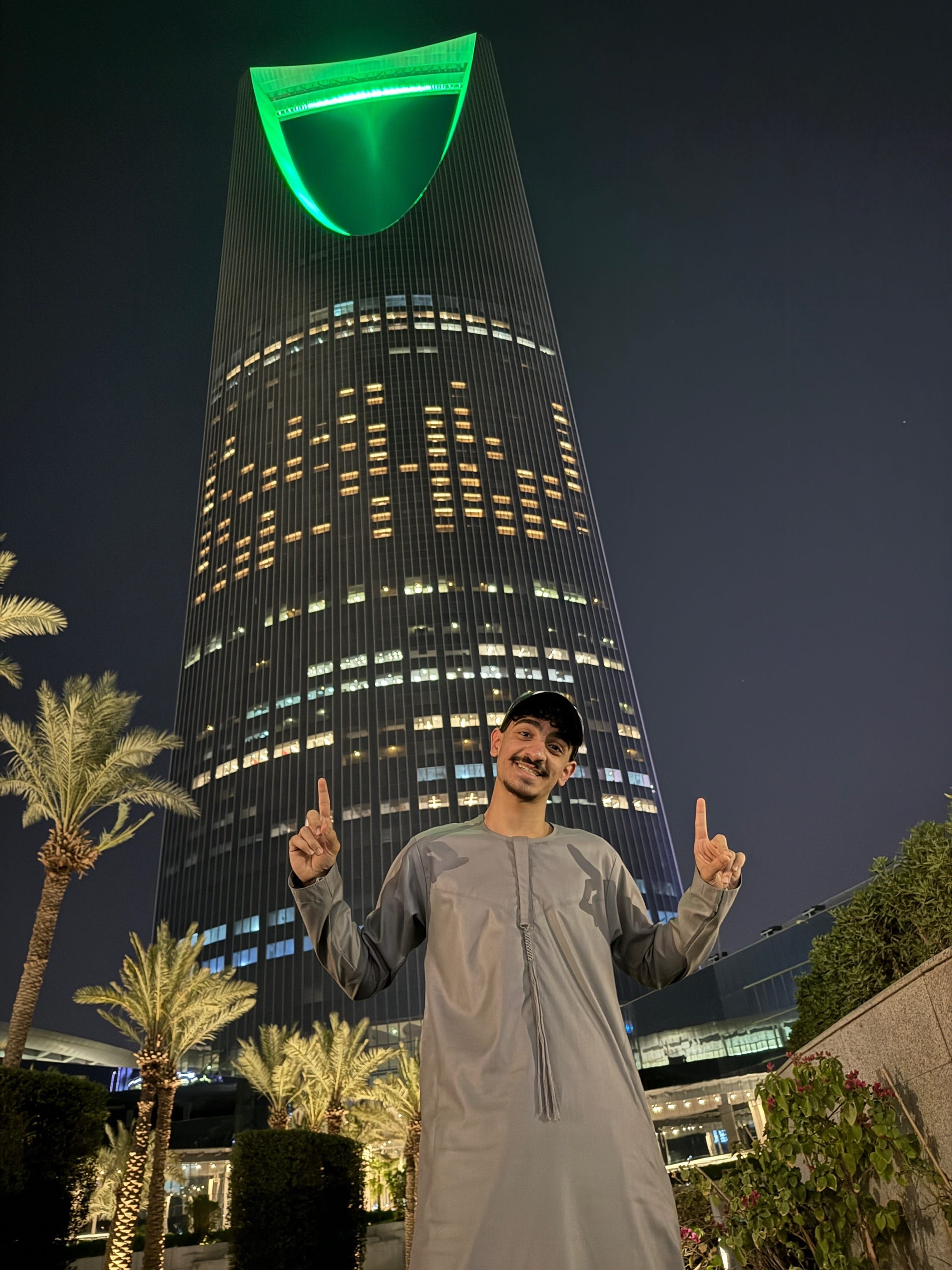 Post 5 by علي الحجري on TikTok (video)