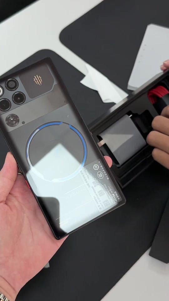 Post 7 by HOÀNG LÊ mobile-Biên Hoà 📱 on TikTok (video)