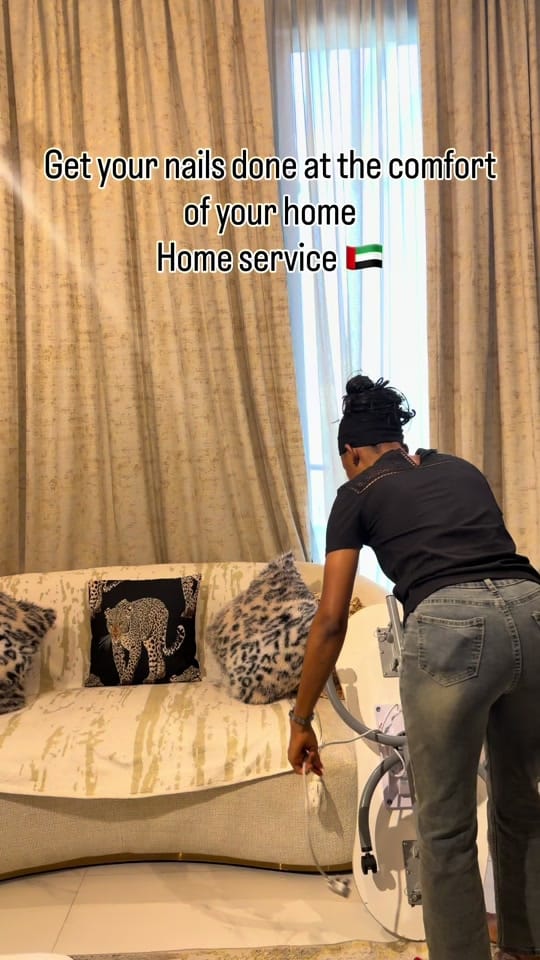 Post 4 by Dubai nail tech on TikTok (video)