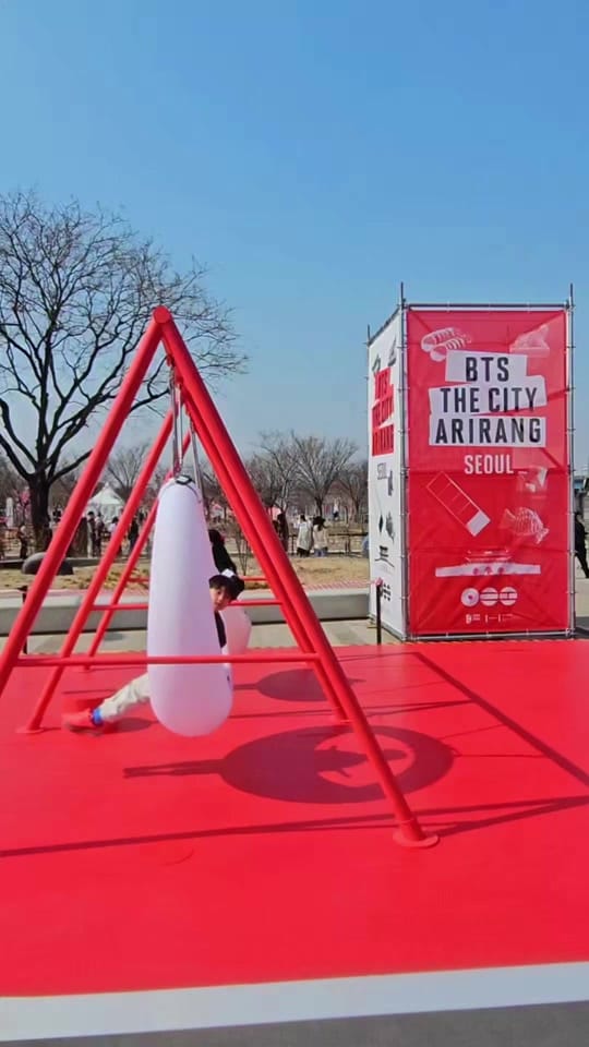 Post 10 by Chris 크리스 on TikTok (video)
