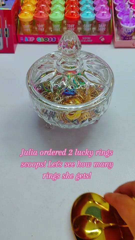 Post 2 by Noors Ladies Fashion on TikTok (video)