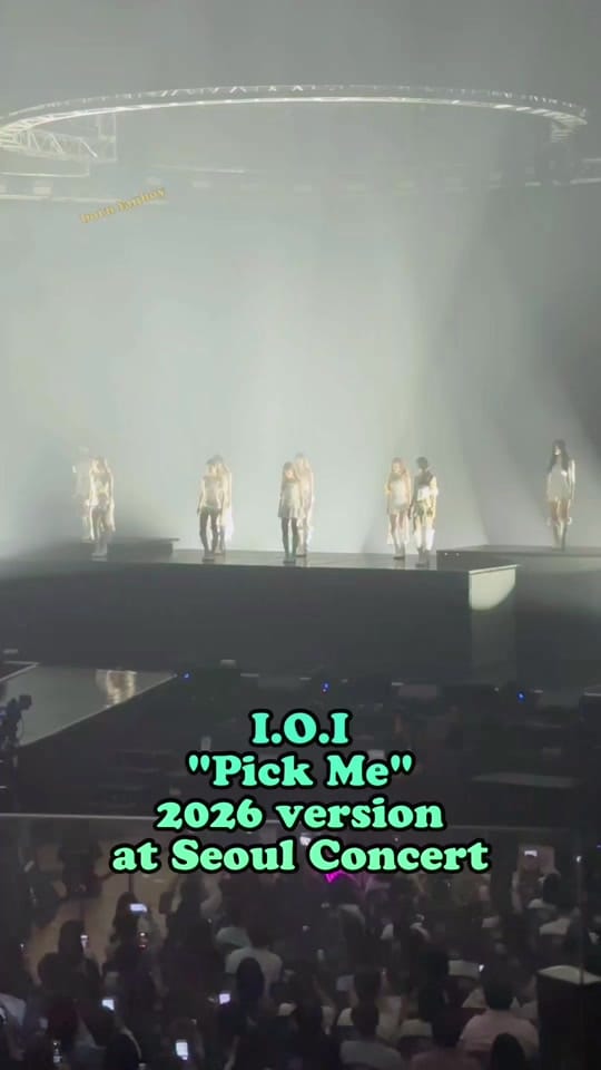 Post 6 by Born Fanboy on TikTok (video)