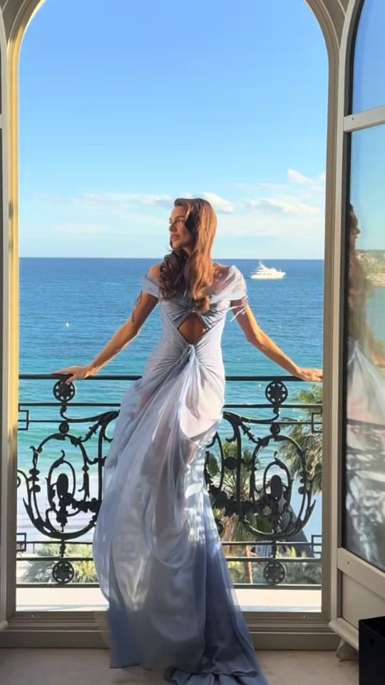 Post 8 by Aslı Sümen on TikTok (video)