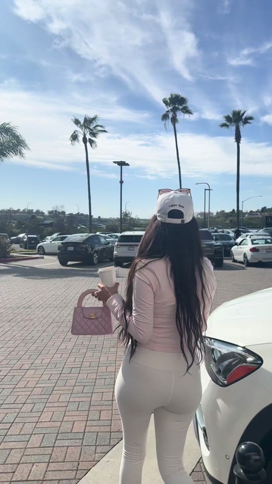 Post 10 by Linda ✨ Your rich bestie on TikTok (video)