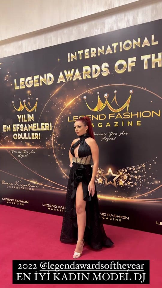 Post 9 by Melis Akışka on TikTok (video)