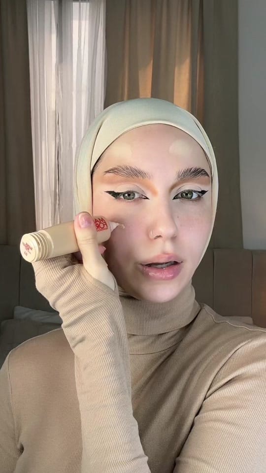 Post 10 by ala m.b on TikTok (video)