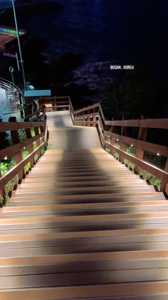 Post 9 by Mich Travel on TikTok (video)