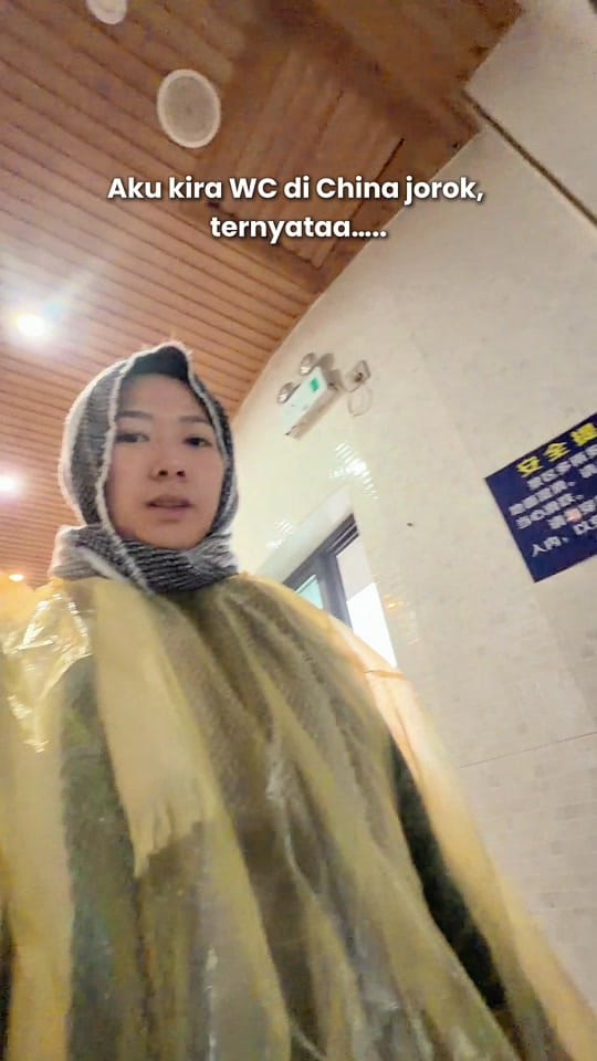 Post 3 by Monica Eveline on TikTok (video)