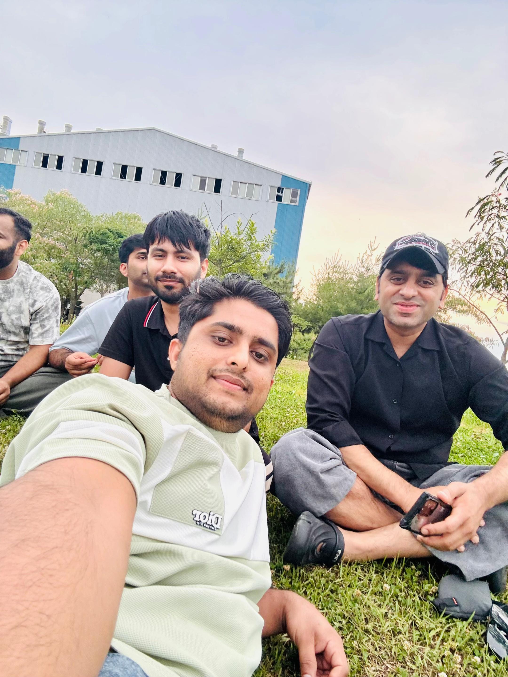 Post 2 by Ali jutt KR on TikTok (video)