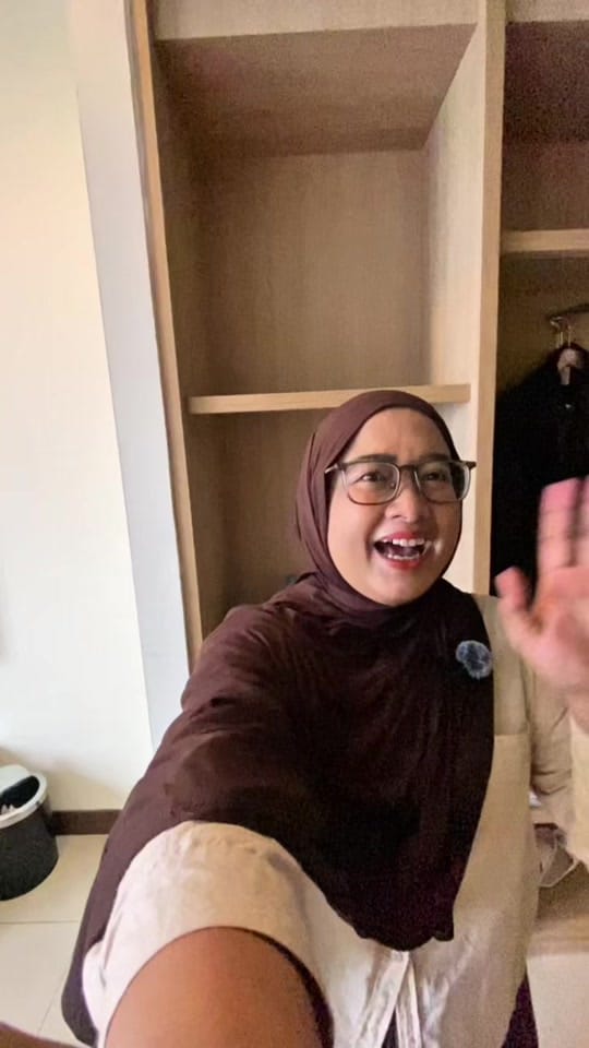 Post 2 by anakhandphone on TikTok (video)