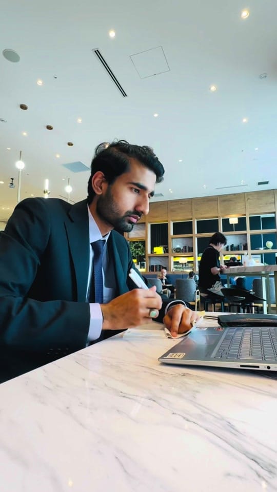 Post 9 by Hasan🇵🇰 on TikTok (video)